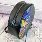 Load image into Gallery viewer, Ophilia Hall Window cross body circle bag
